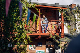 Proosalavalla Sirpa Kähkönen. Kuva: Eino Ansio.